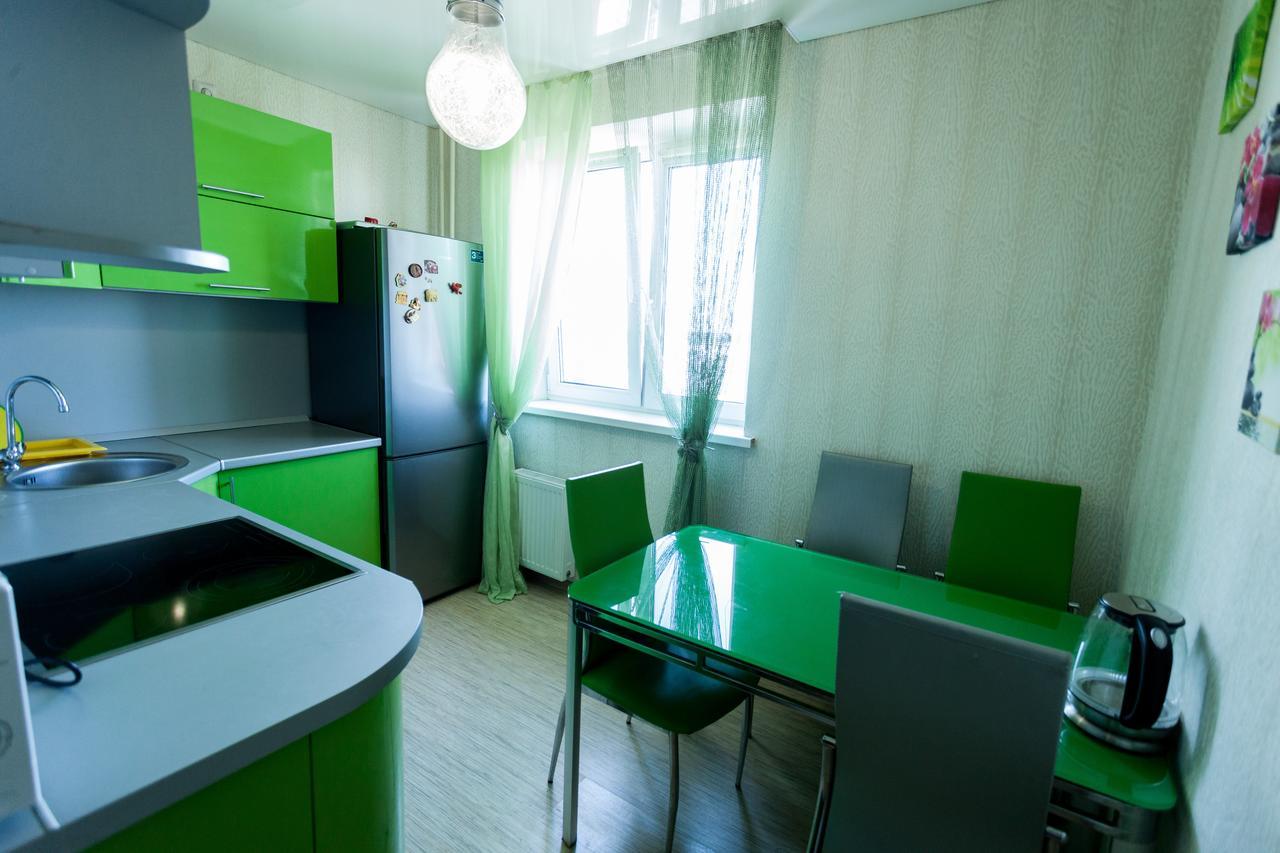 Apartments On Permyakova 76 Tyumen Ngoại thất bức ảnh